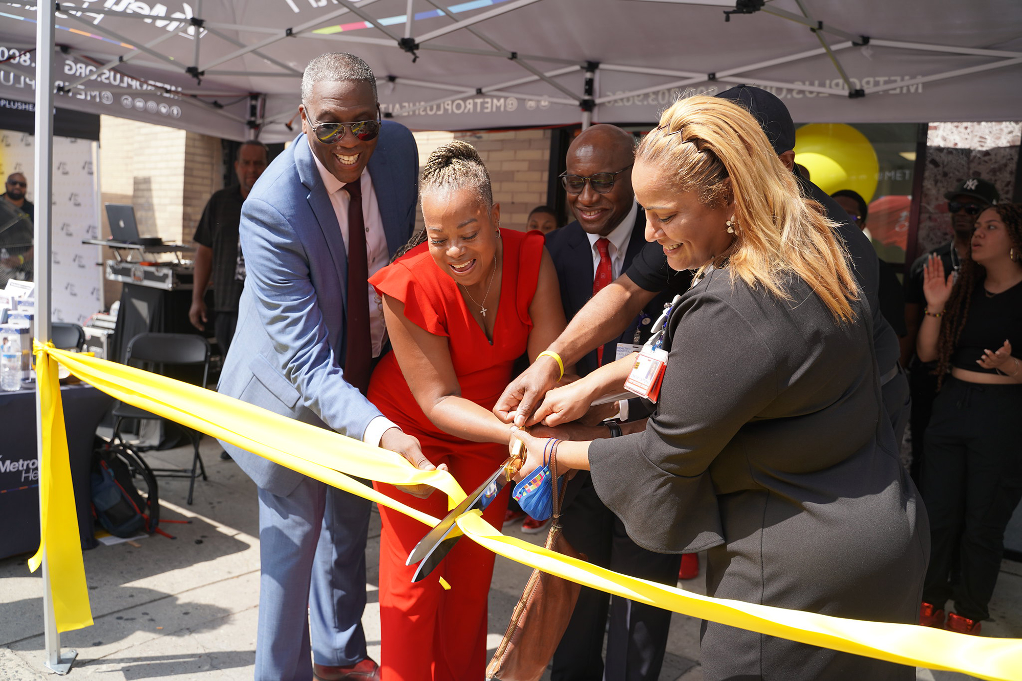 A ribbon cutting event at MetroPlusHealth Harlem