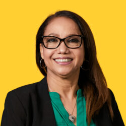 gomezdi_MPH_Web_Headshot_8-29