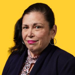 reyesv_MPH_Web_Headshot_8-30