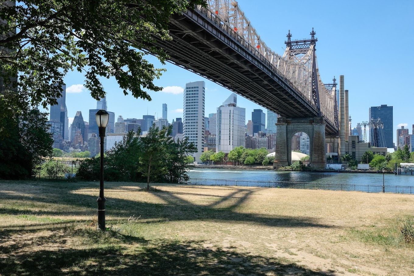 Queensbridge
