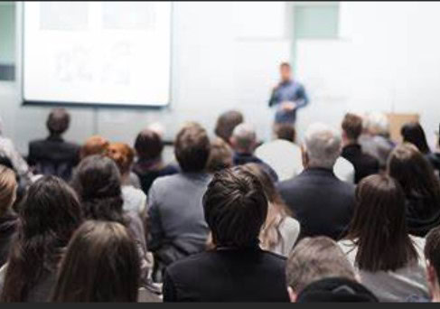 healthcare_crowd